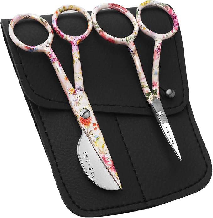 Small Embroidery 4.5 Inch Scissors Set of 2 Kit - Image 5