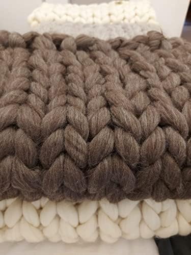Natural Wool Bulk roving, 8 lb. Best Wool - Image 8