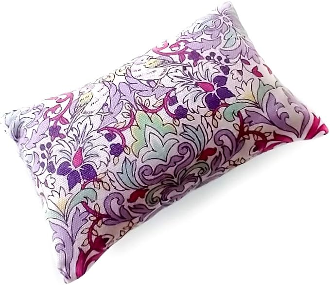 Emery Pincushion for Sewing by Nakpunar