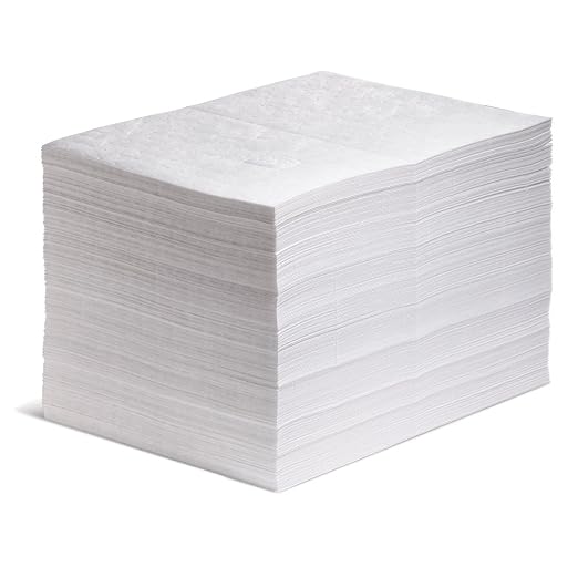 PIG Oil Mat - Oil-Only Absorbent Mat Pad - 200 Pads per Bag - 15" x 20" Pad - by NewPig