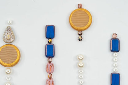 2.1oz of Glass Bead Mix with Pearls, Filigree Teardrops and Fresca Czech Beads - Image 3