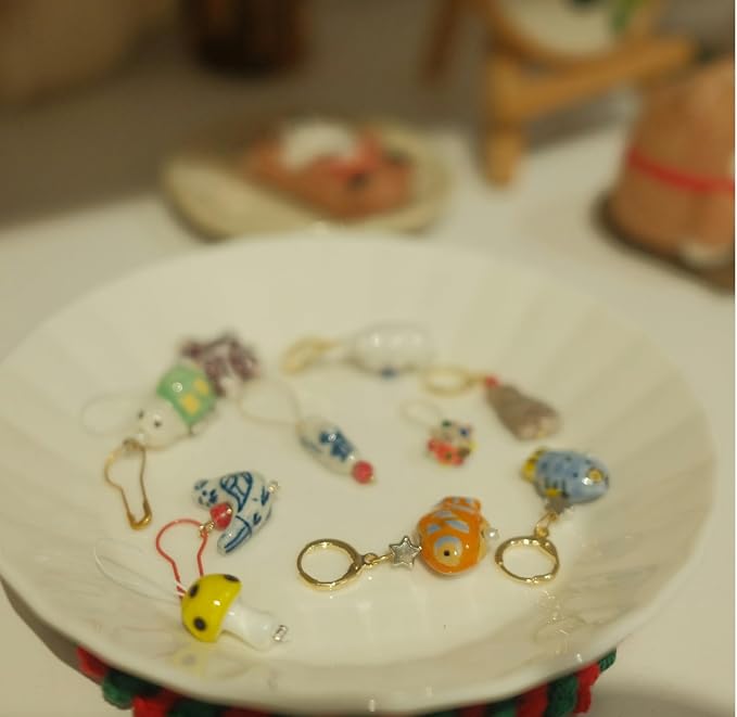 Handmade Ocean Fish Stitch Markers 4 PCS in One Case, Three Tropical Fish - Image 6