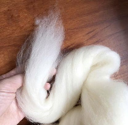 1 lb Wool roving Yarn unspun Fiber | Soft Chunky Jumbo Yarn - Image 9