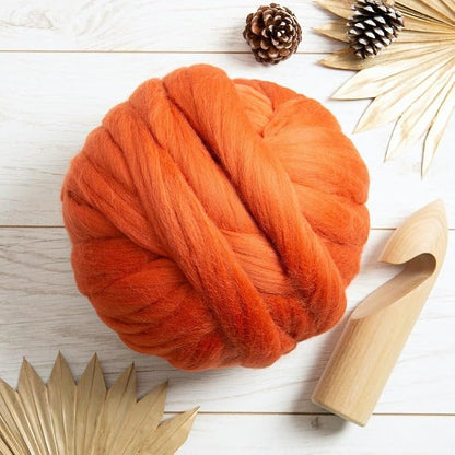 Colored Natural Wool roving, 8 OZ. Best Wool - Image 6