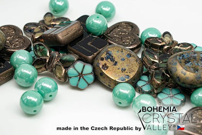 45+ pcs of Focal Glass Bead Mix - Image 4