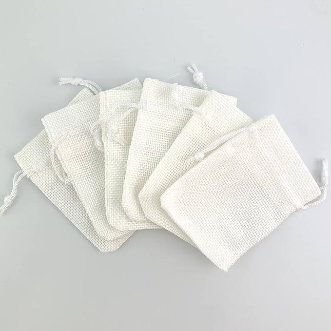 Palmhomee Pack of 25 Burlap Gift Bags - Image 4