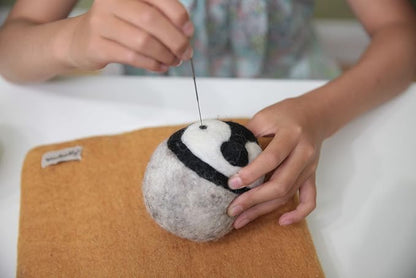 Woolbuddy Needle Felting Kit for Beginners Adults, Penguin Sea Animal Project - Image 8