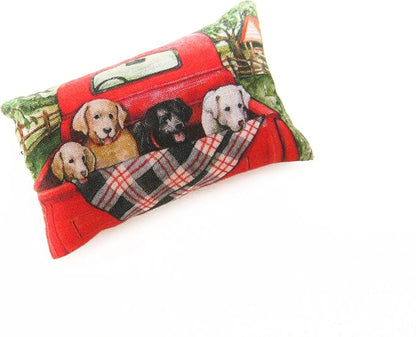 Emery Pincushion for Sewing by Nakpunar