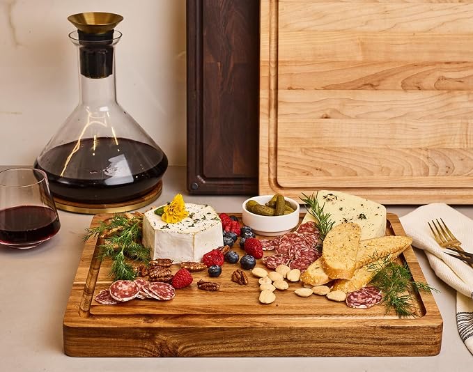 Sonder Los Angeles, Thick Sustainable Acacia Wood Cutting Board - Image 8