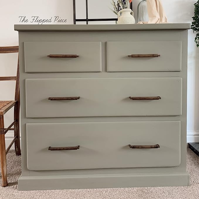 Dixie Belle Paint Company Chalk Finish Furniture Paint - Image 4
