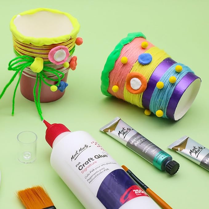 Mont Marte PVA Glue Craft Glue, Fine Tip 250g-3 Pack - Image 7