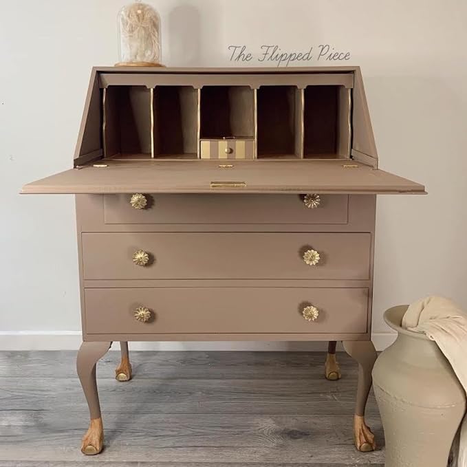 Dixie Belle Paint Company Chalk Finish Furniture Paint - Image 5