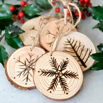 JEUIHAU 12 PCS 5.5-5.9 Inches Natural Wood Slices - Image 6