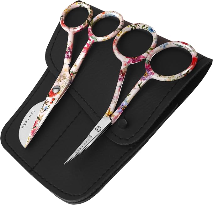 Small Embroidery 4.5 Inch Scissors Set of 2 Kit by MAKERANDMARKET
