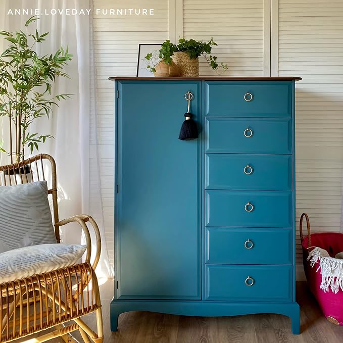 Dixie Belle Paint Company Chalk Finish Furniture Paint - Image 4
