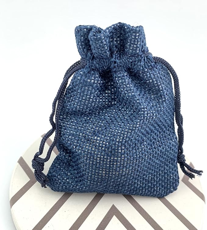 Palmhomee Pack of 25 Navy Blue Burlap Gift Bags - Image 4