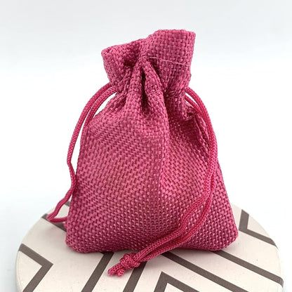 Palmhomee Pack of 25 Burlap Gift Bags - Image 4