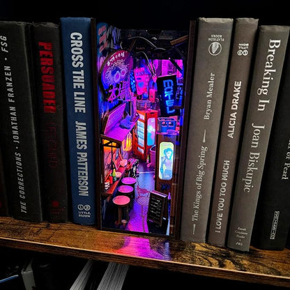 Neo Ramen MiniAlley DIY Cyberpunk Book Nook Kit – Wooden Diorama - Image 9