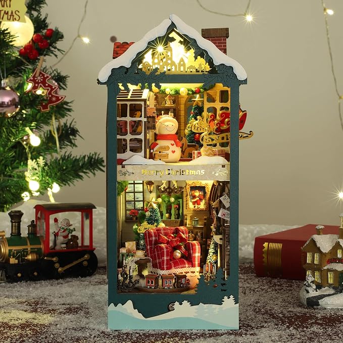 Christmas Book Nook Kit - Image 2
