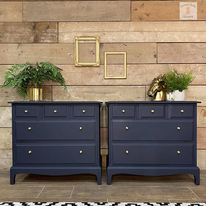 Dixie Belle Paint Company Chalk Finish Furniture Paint - Image 4