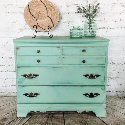 Dixie Belle Paint Company Chalk Finish Furniture Paint - Image 4