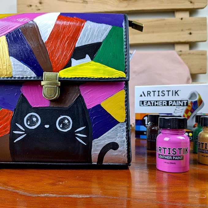 Leather Paint Set with Brushes - Image 9