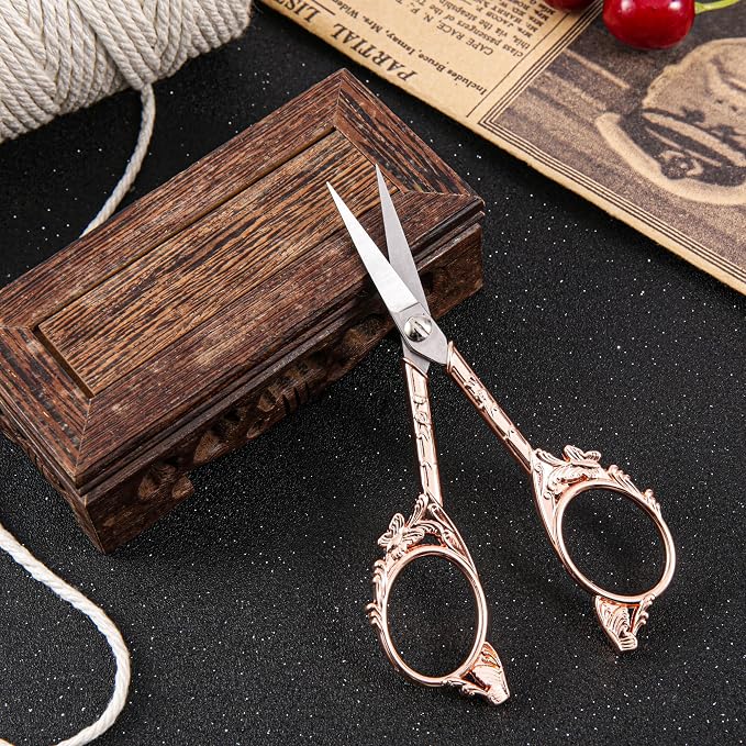 Rose Gold Crochet Scissors Kit - Image 7