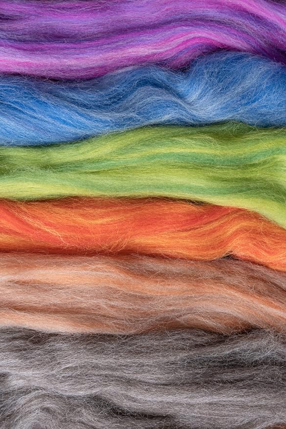 Multi Colored Natural Wool roving, 1 lb. Best Wool - Image 7