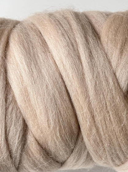 Cream Beige Wool Roving, 8 OZ. Best Wool - Image 3